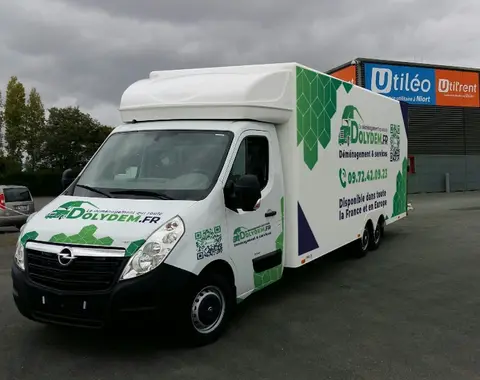 Camion — DOLYDEM DEMENAGEMENTS ET SERVICES, entreprise de déménagement
