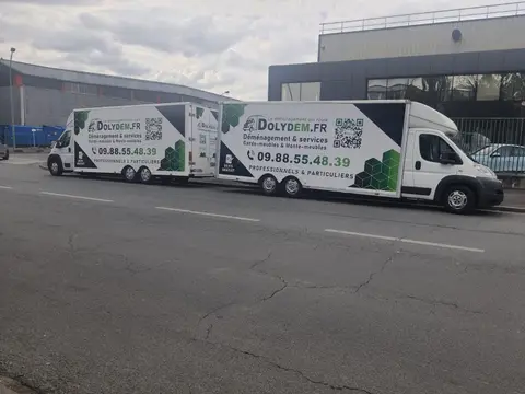 Camion — DOLYDEM DEMENAGEMENTS ET SERVICES, entreprise de déménagement